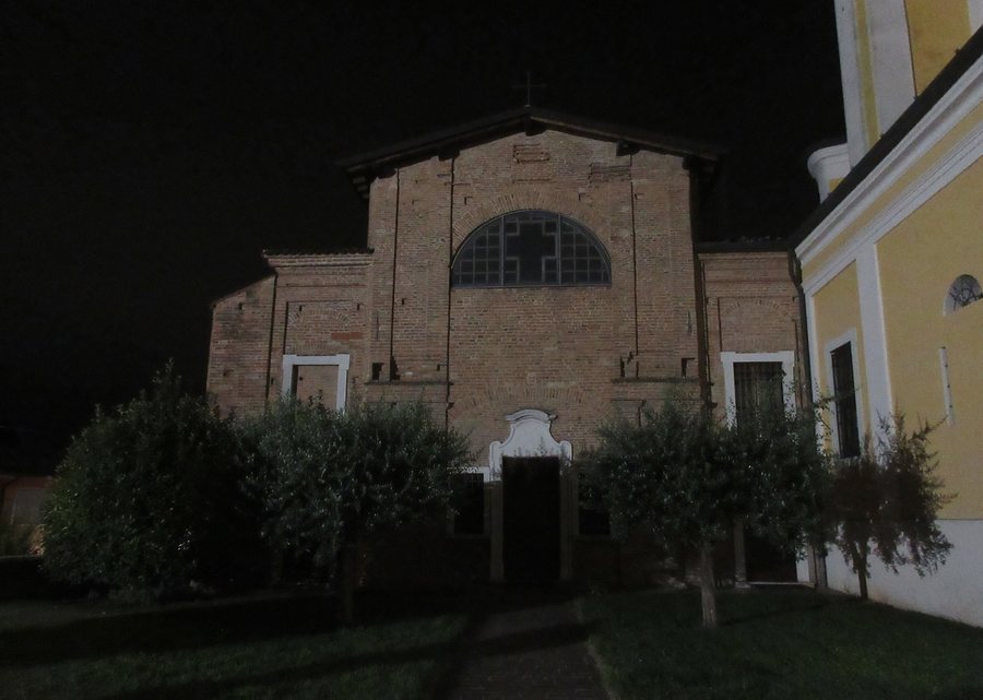 File:Disciplina church in Flero - CO2v01-24828100.jpg