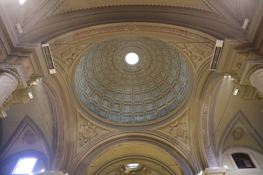 File:Massarosa, santi jacopo e andrea, interno 03 cupoletta.jpg