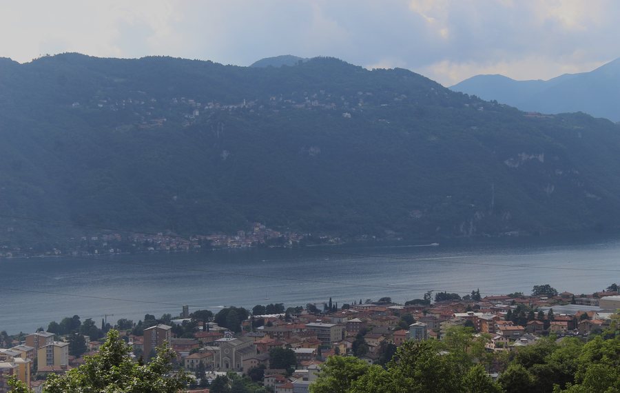 File:W - mandello + oliveto lario fraz. vassena + bellagio fraz. civenna.jpg