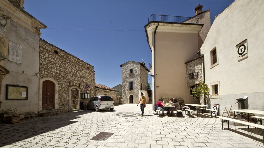 File:67020 Santo Stefano di Sessanio AQ, Italy - panoramio - trolvag (7).jpg