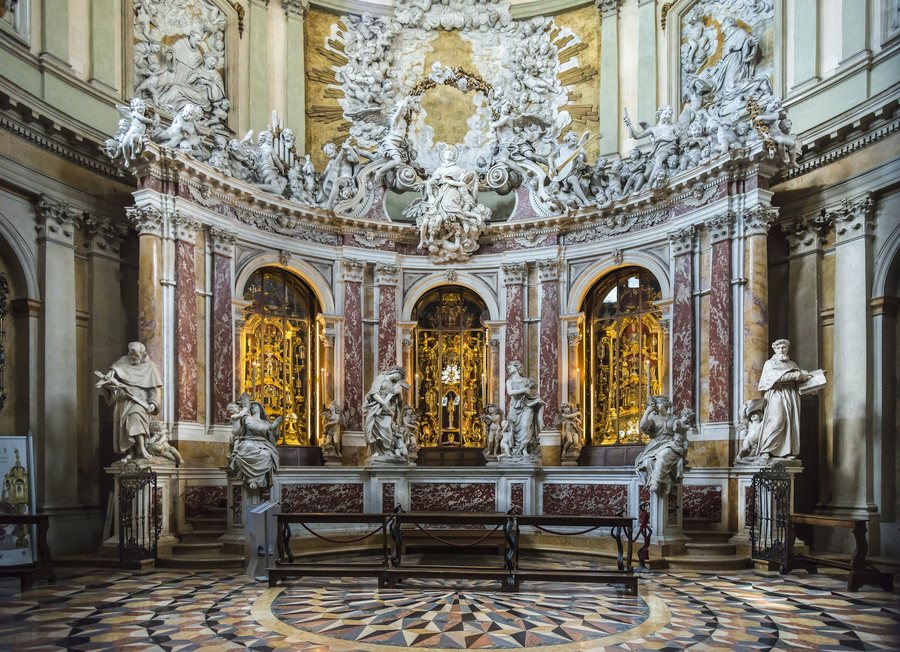 File:Sant'Antonio (Padua) - Cappella delle reliquie.jpg
