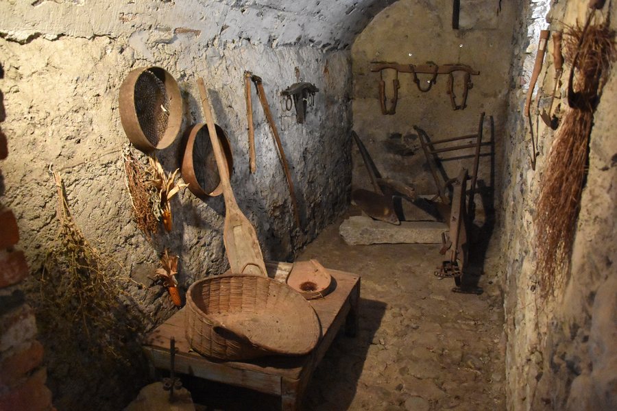 File:Orino - Museo Pöm Pepin 0493.jpg