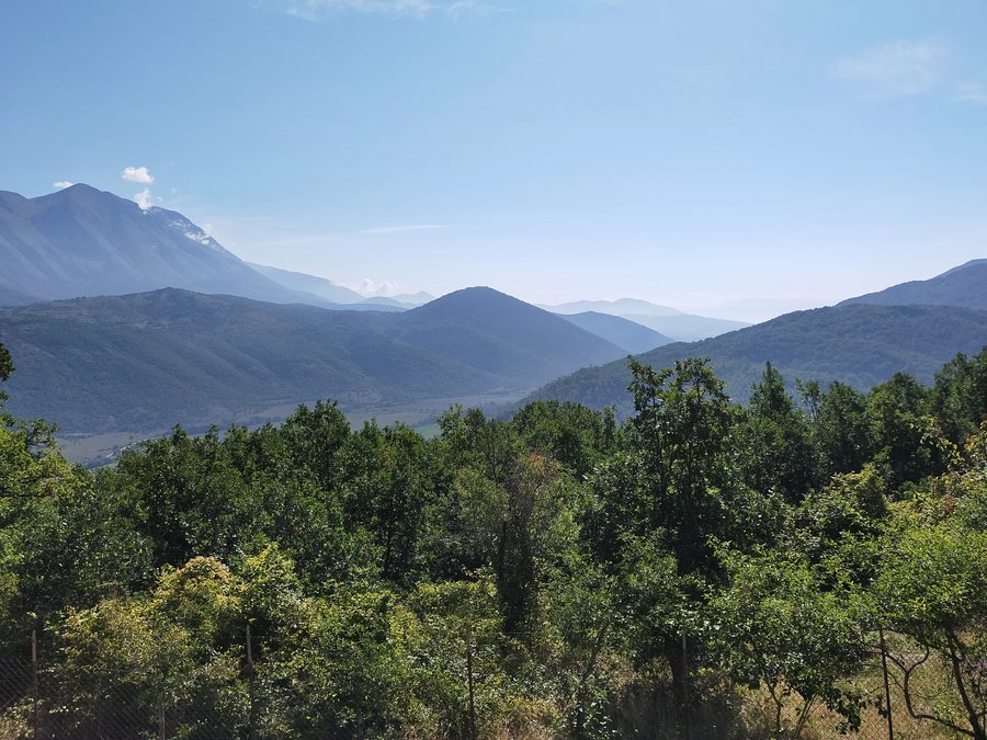 File:Monte Velino e piani Palentini.jpg