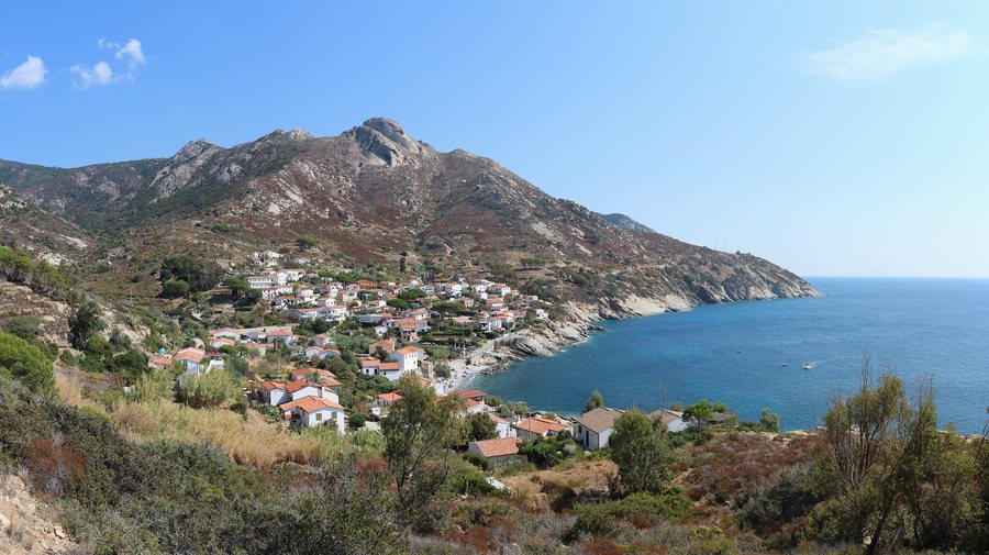 File:Elba - Chiessi.jpg