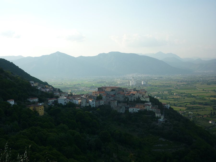 File:Panorama Sesto Campano.jpg
