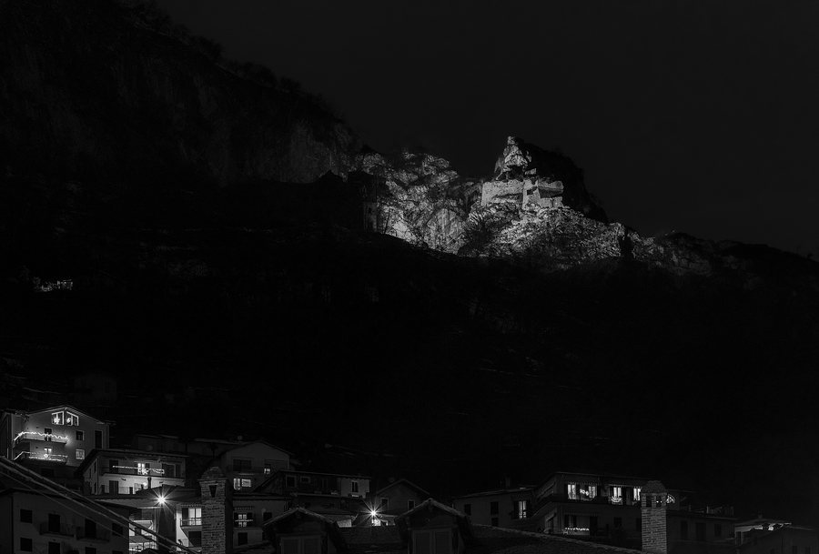 File:Castello Musso.jpg