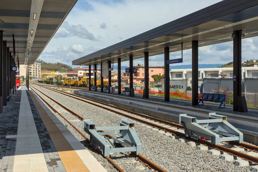 File:Catanzaro - Stazione FC di Catanzaro Lido - 02.jpg
