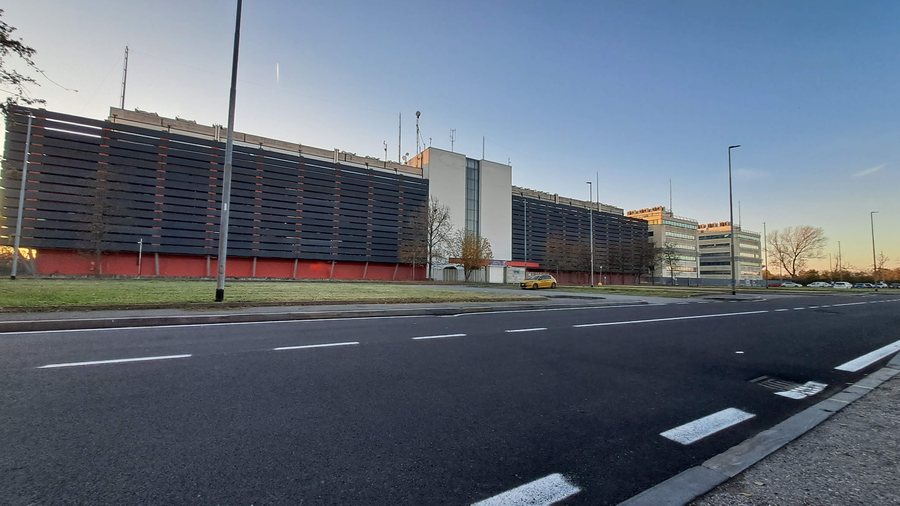 File:BT Italia Settimo Milanese.jpg