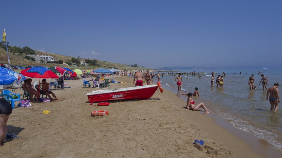 File:Spiaggia di Cipollazzo, Menfi AG, Sicily, Italy - panoramio.jpg