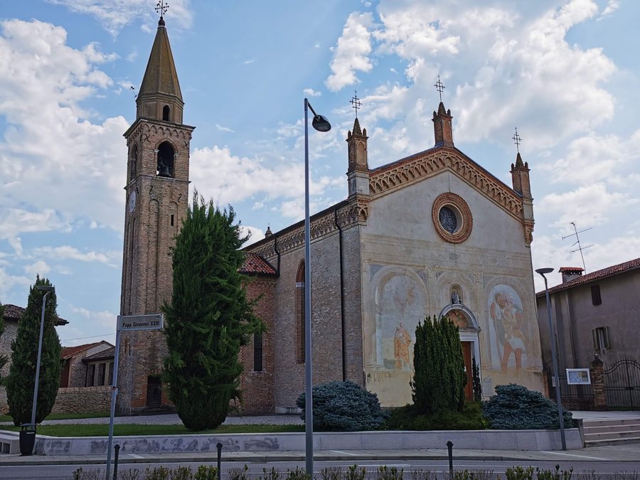 File:Gruaro veduta 01.jpg