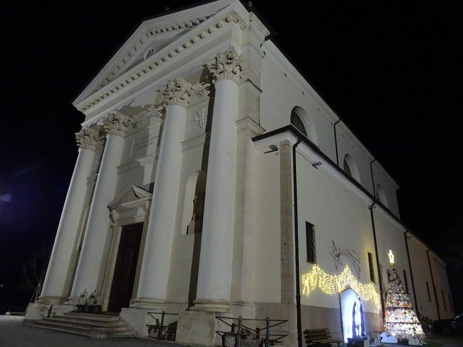 File:Altissimo, chiesa di San Nicola 01.jpg