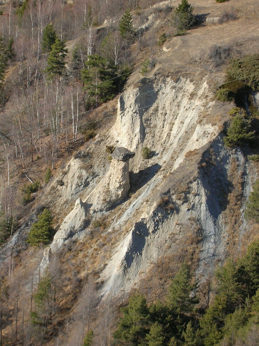 File:Calanchi Saint-Nicolas (Italy) 1.JPG