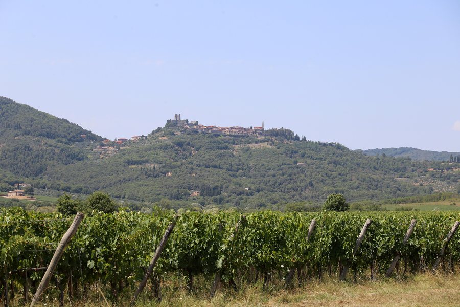 File:Civitella in val di chiana, veduta 01.jpg