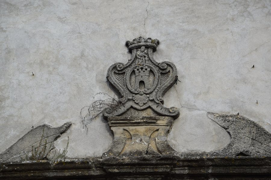 File:Chiesa di Sant'Andrea Apostolo, facciata, dettaglio portale (Guardia Piemontese).jpg