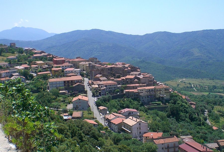 File:Monteforte Cilento view (cropped).jpg