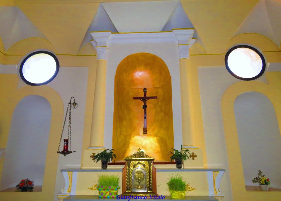 File:Altare - S. Nicola Di Mira - Auletta.jpg