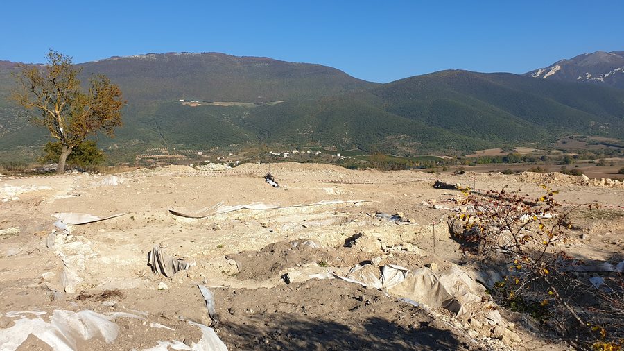 File:Aufinum - Area Archeologica di Capestrano 05.jpg
