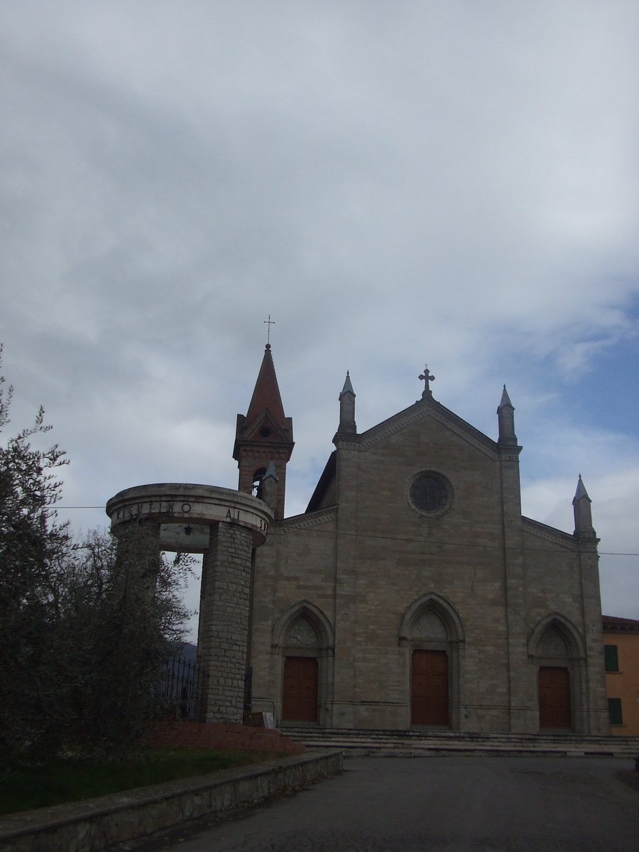 File:Rigutino chiesa.JPG