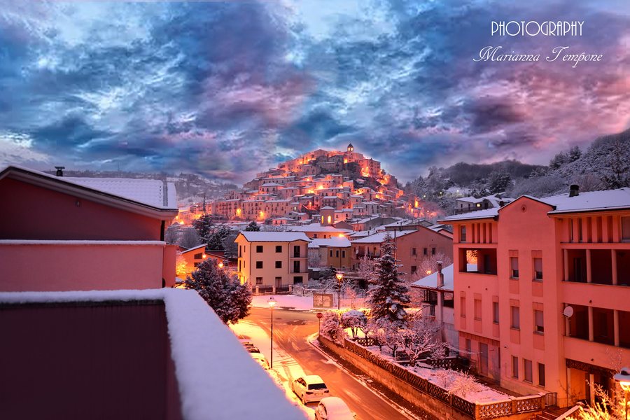File:Calvello Innevato.jpg