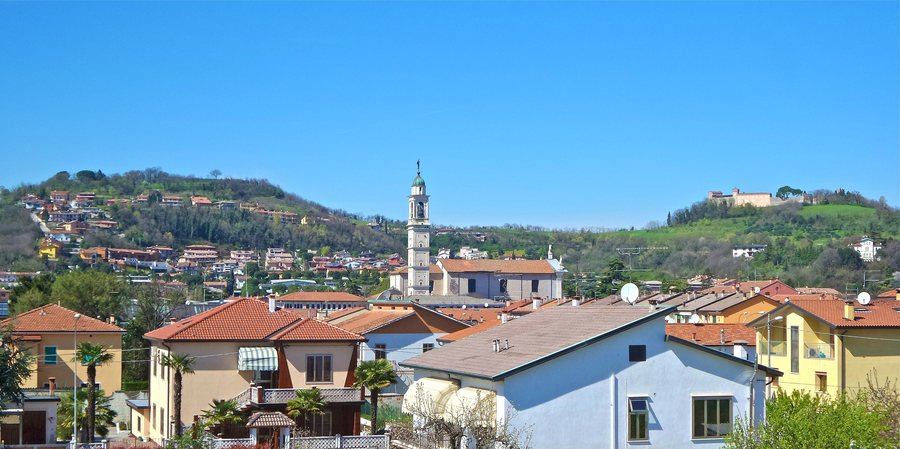 File:Montebello Vicentino.jpg