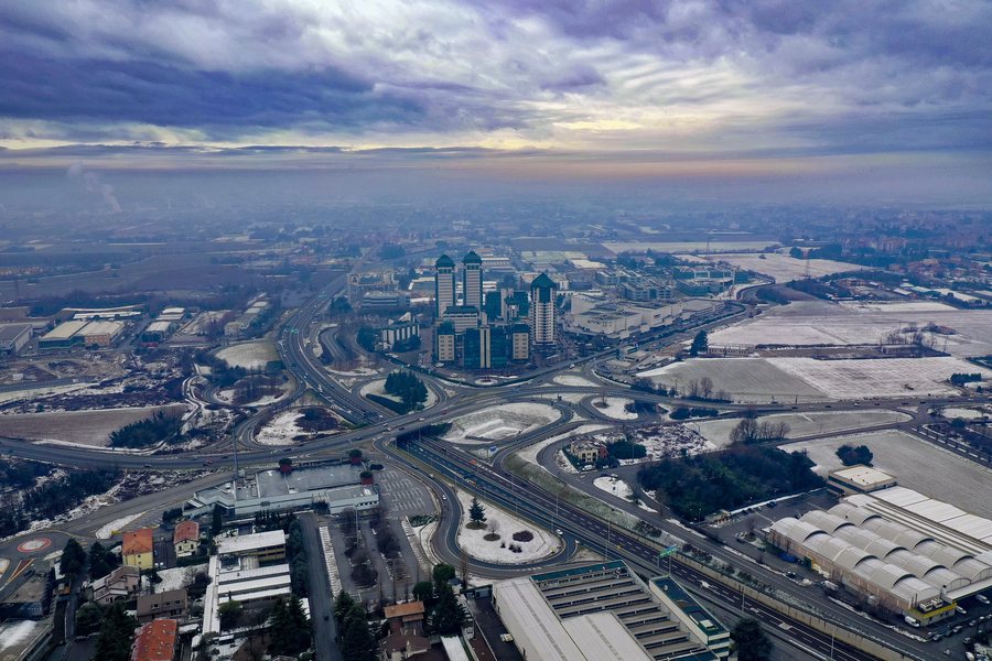 File:Vimercate Torri Bianche, nevicata 1 Febbraio 2019.jpg