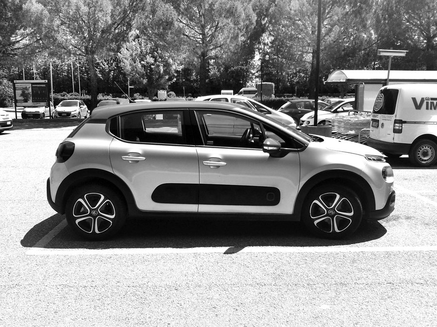 File:2016 Citroën C3 III (Ospedalicchio, 2019) (edited).jpg