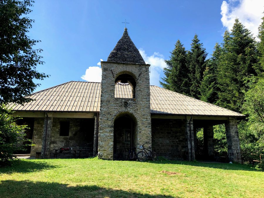 File:Santuario della Madonna del Monte (Mulazzo).jpg