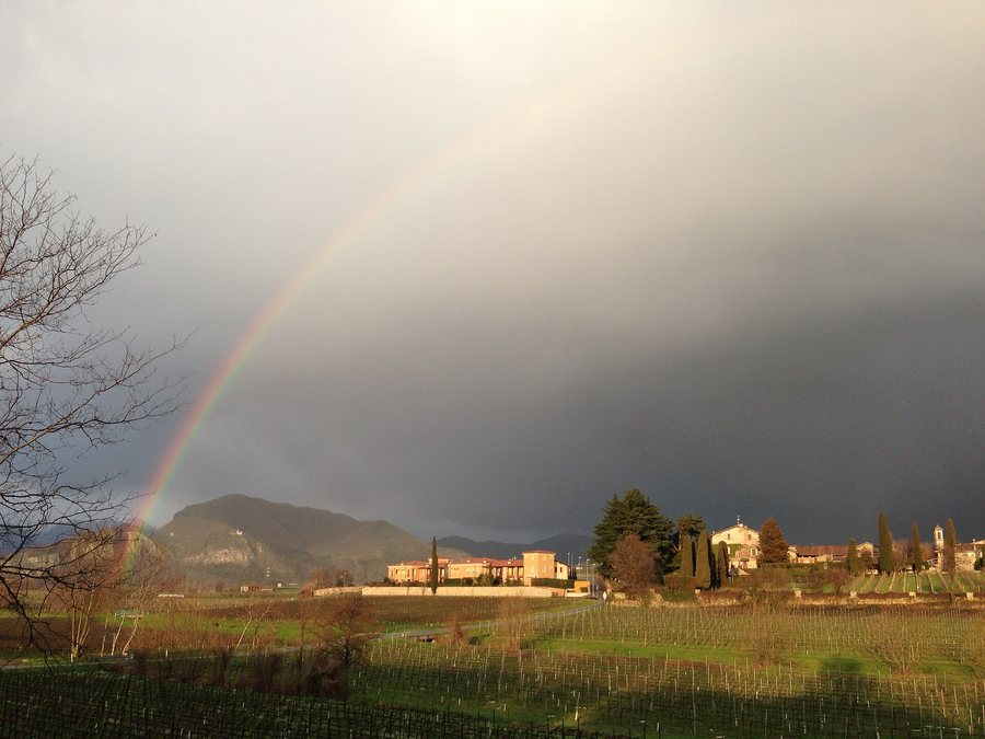 File:Borgonato, località di Corte Franca, Franciacorta, Lombardia.jpg
