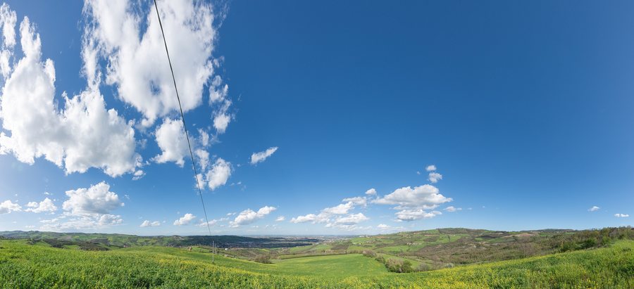 File:Colline del Modenese - Guiglia, Modena, Italia - 2 Aprile 2024 01.jpg