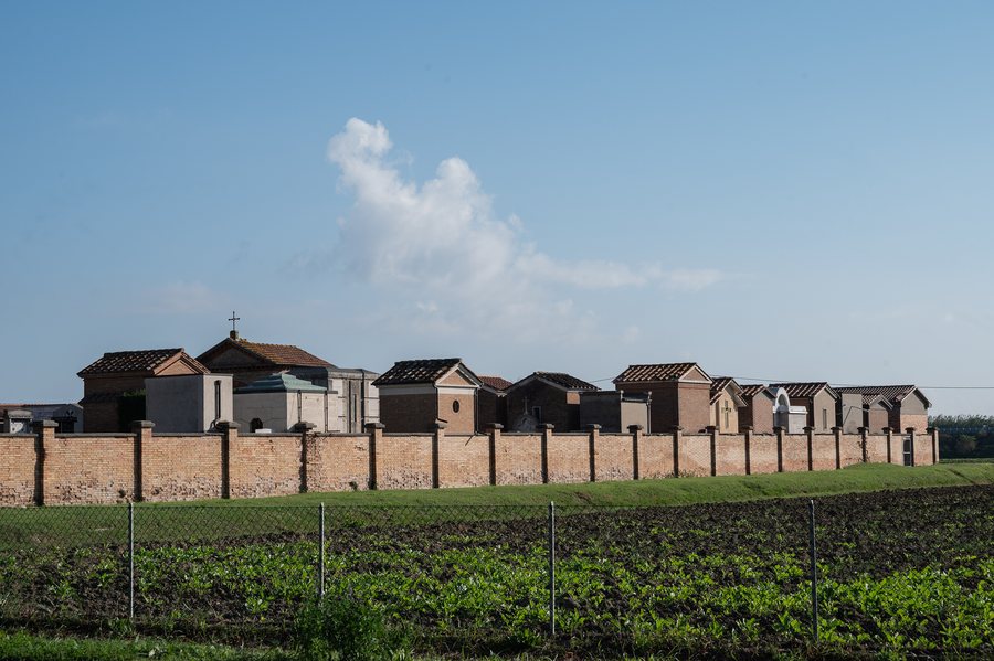 File:Ravenna - Cimitero di San Zaccaria - 2025-09-29 23-08-33 001.jpg