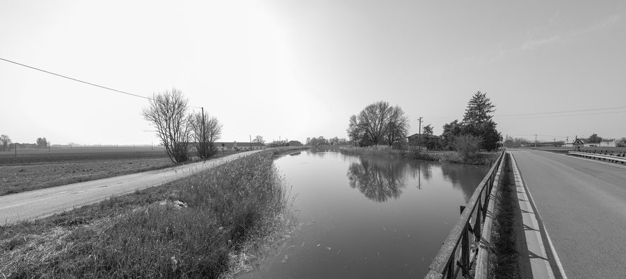 File:Cavo Lama - Moglia, Mantova, Italy - March 25, 2022 03.jpg