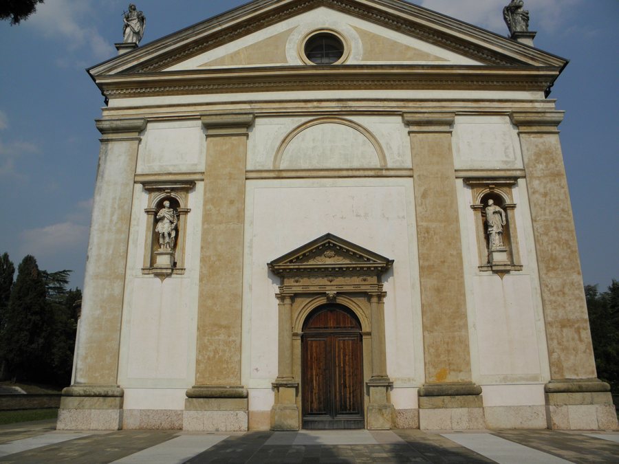 File:Chiesa di Santa Maria in Colle, facciata (Montebelluna).JPG