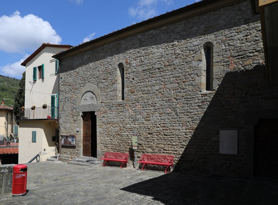 File:Loro ciuffenna, santa maria assunta, esterno 01.jpg