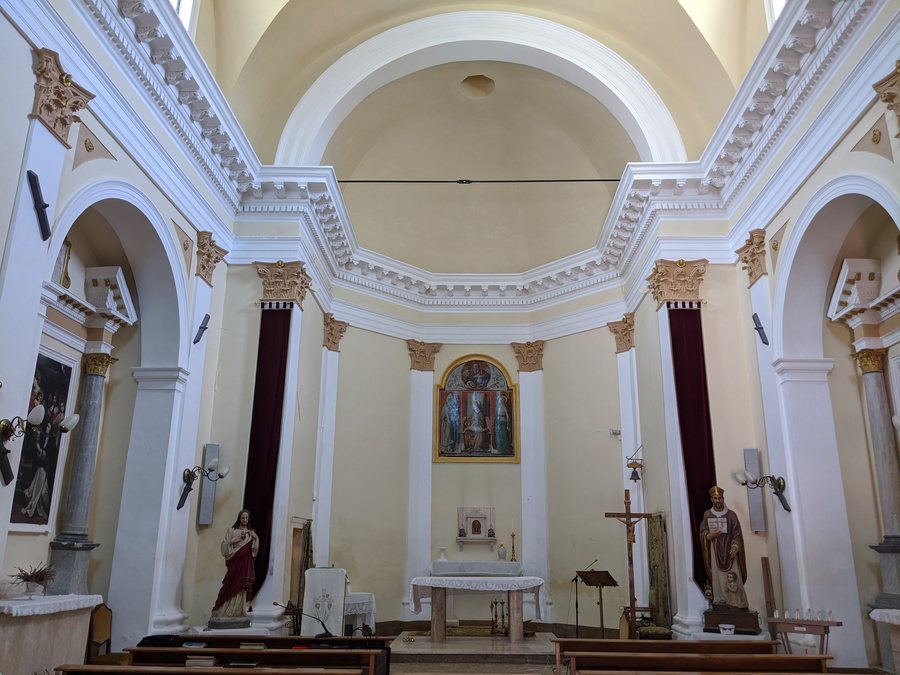 File:Castel Folignano - Chiesa di Santa Maria delle Grazie e San Cipriano.jpg