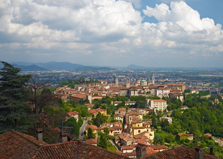 File:The Upper City of Bergamo. View from Via al Castello. Italy.jpg
