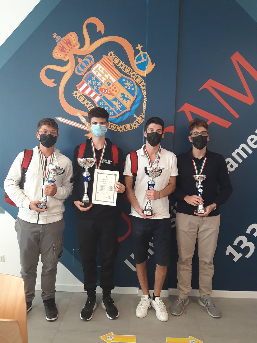 File:Primi classificati giochi della Chimica Marche 2021.jpg