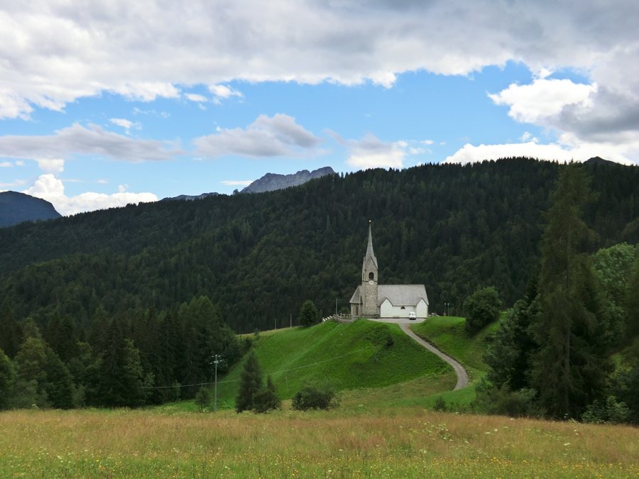 File:Sauris di Sopra, San Lorenzo 001.JPG
