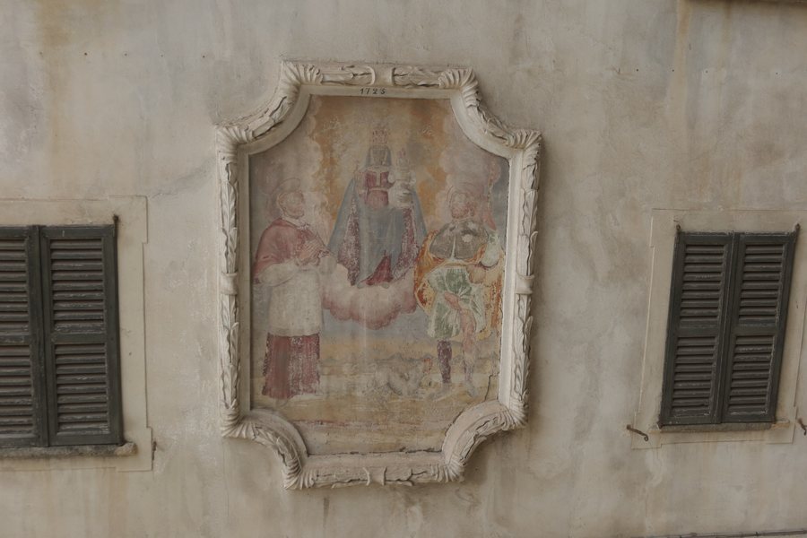 File:Campertogno Affresco votivo Madonna di Oropa.jpg