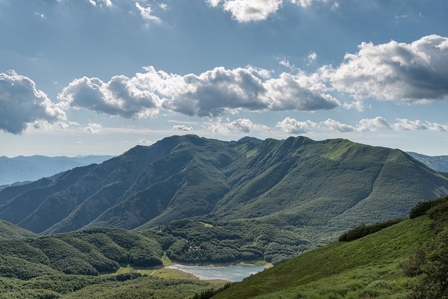 File:Lago Paduli - Comano, Massa-Carrara, Italy - June 21, 2020.jpg